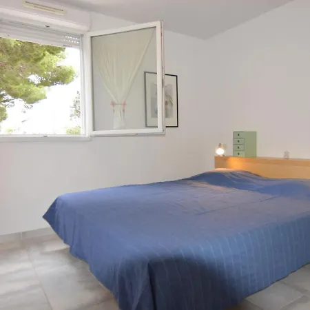 Appartement 2 Climatise Avec Parking, Et Port A Pied - Fr-1-604-20